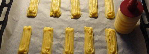 эклеры с темным шоколадом. Шаг 8