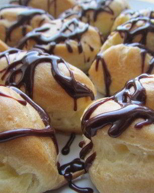 Эклеры с заварным кремом из пломбира