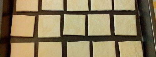 закусочные слойки с крабовым мясом, сливочным сыром и зеленью. Шаг 8