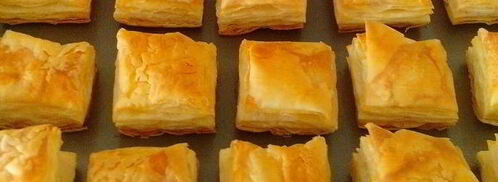 закусочные слойки с крабовым мясом, сливочным сыром и зеленью. Шаг 11