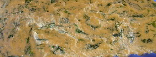 творожный пирог-запеканка с летней зеленью, помидорами черри и фетой. Шаг 6