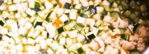 аджика огуречная на зиму. Шаг 4