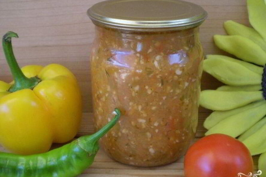 Рецепт аджики острой из помидоров и чеснока