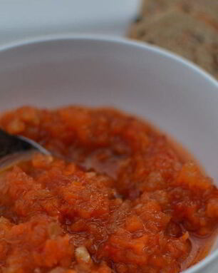 Аджика с яблоками