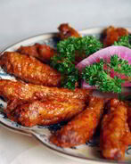 Куриные крылышки с аджикой и чесноком