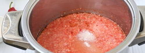 острая аджика с яблоками на зиму. Шаг 8