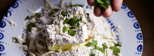 соленые сырники с аджикой. Шаг 6