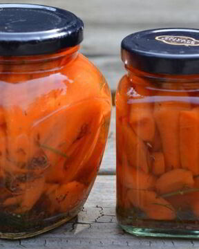 Маринованная морковь