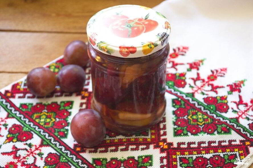 Рецепт маринованных слив с чесноком