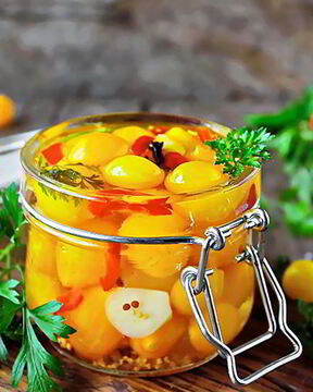 Маринованные желтые черри