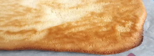 рулет с повидлом и арахисом. Шаг 8