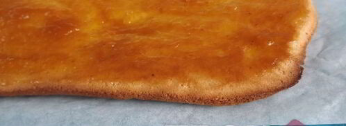 рулет с повидлом и арахисом. Шаг 10