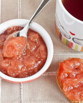 Яблочное повидло с красной смородиной