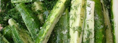 малосольные огурцы засоленные в пакете. Шаг 5