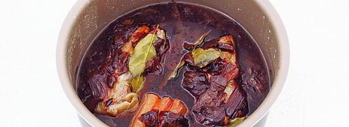 сало в луковой шелухе в мультиварке. Шаг 9