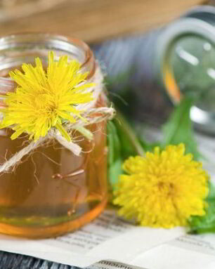 Варенье из одуванчиков с лимоном и вишневыми листьями