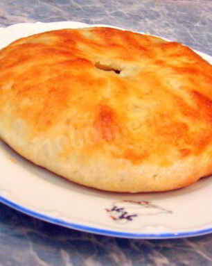 Беляши на воде с мясом и грибами