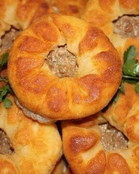 Пышные беляши с мясным фаршем по-домашнему