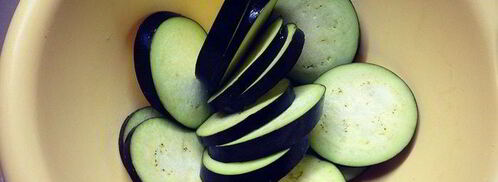 брускетта с баклажанами, мятой и топпингом. Шаг 3