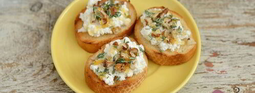 брускетта с козьим сыром и грецкими орехами. Шаг 9