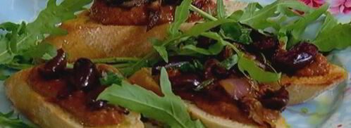 брускетта с красной фасолью и сладким перцем. Шаг 11