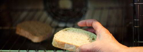 брускетта с лососем и томатами. Шаг 3