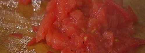 брускетта с помидорами, беконом и яйцом пашот. Шаг 8