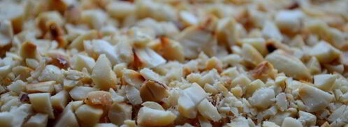 брускетта со свеклой, мягким сыром и корнишонами. Шаг 5