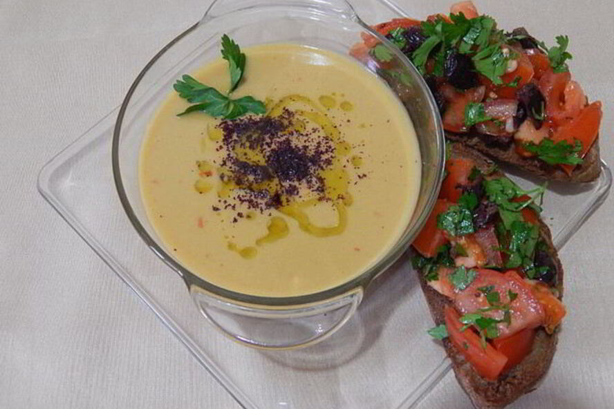 Рецепт крема-супа из чечевицы с брускеттой