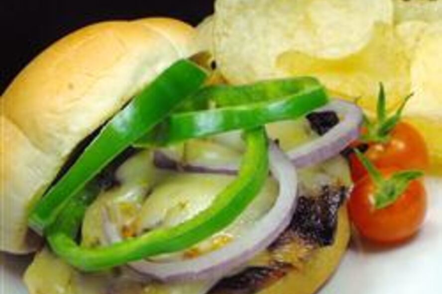 Рецепт гамбургеров с грибами и сыром