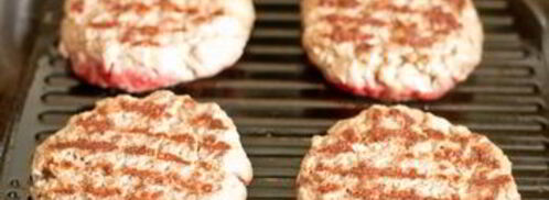 гамбургеры с плавленным сулугуни и хрустящим луком. Шаг 7