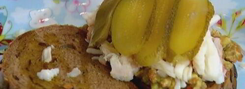 бутерброд с крабами и авокадо. Шаг 7