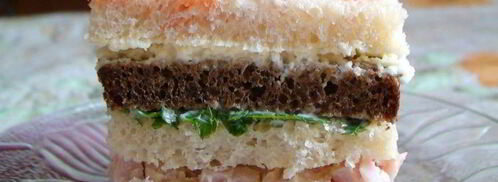 бутербродный тортик с окороком и яйцом. Шаг 11