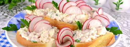 бутерброды с пастой из редиса и плавленного сыра. Шаг 5