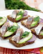 Бутерброды с сельдью