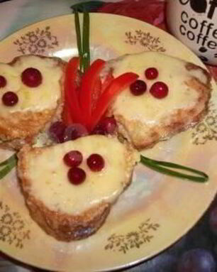 Горячие бутерброды из батона с сыром