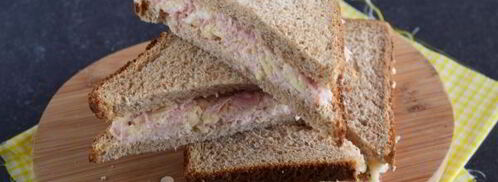 горячие бутерброды с колбасой и сыром в духовке. Шаг 9