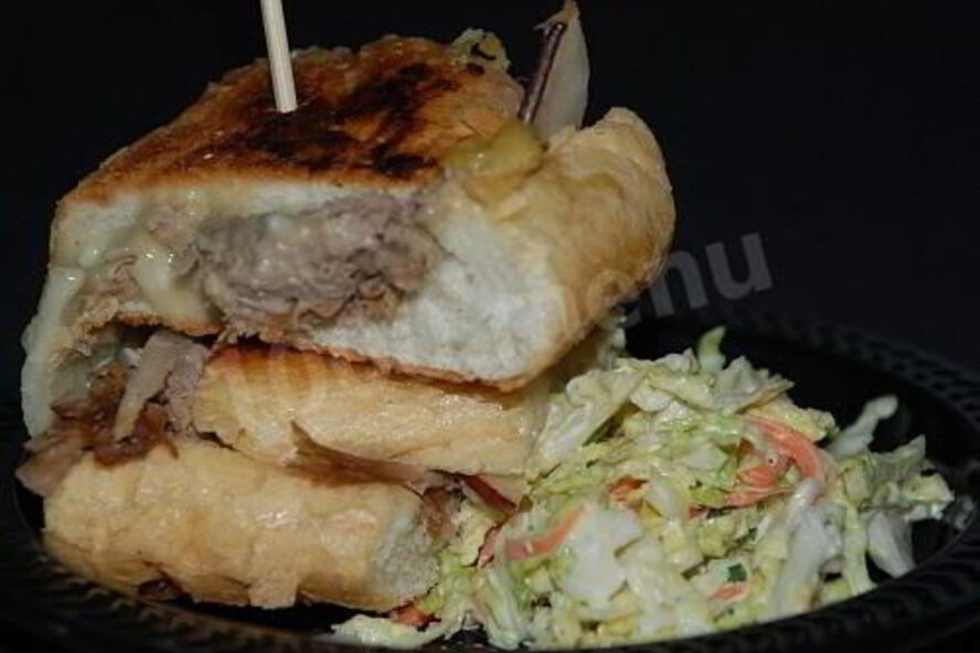 Рецепт оригинальных бутербродов с грушей и сыром бри