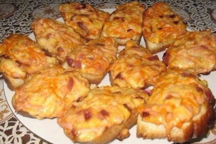 Рецепт простых горячих бутербродов в духовке