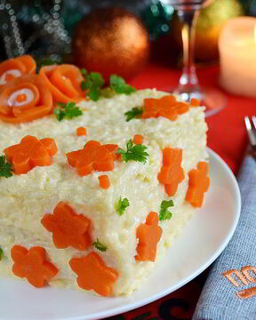 Закусочный бутербродный торт с рыбой