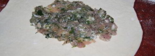 сочные хрустящие чебуреки со свининой. Шаг 7