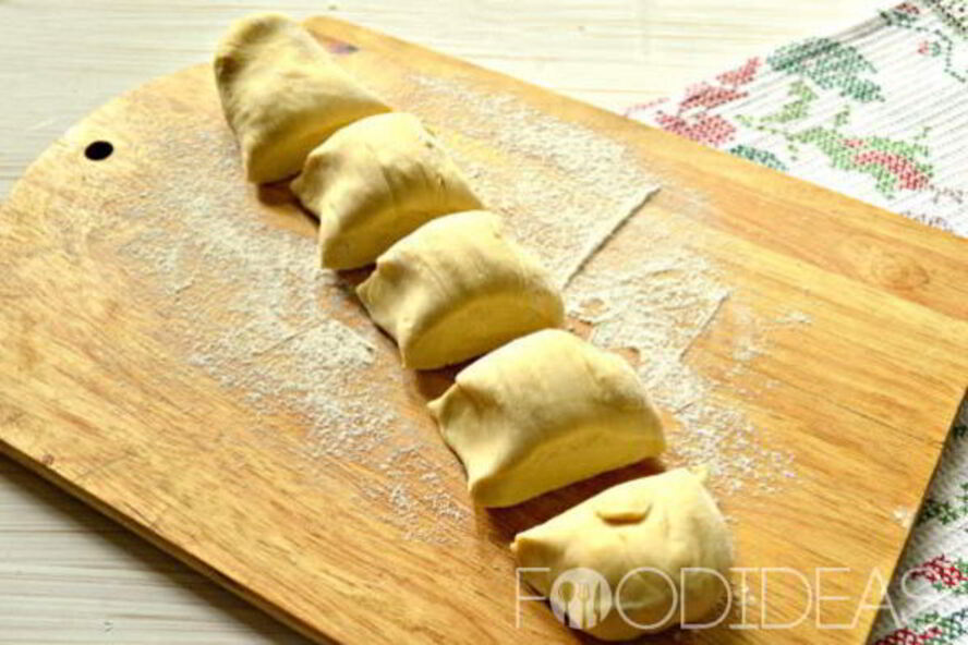 Рецепт теста для чебуреков на воде