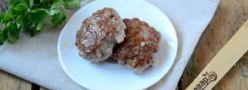 чизбургер с гренками и яйцом. Шаг 4