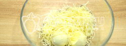 фаршированные яйца на праздничный стол. Шаг 5