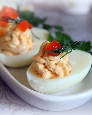 Фаршированные яйца с икорным кремом