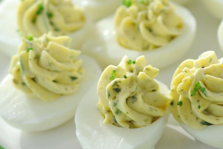 Рецепт фаршированных яиц с тархуном