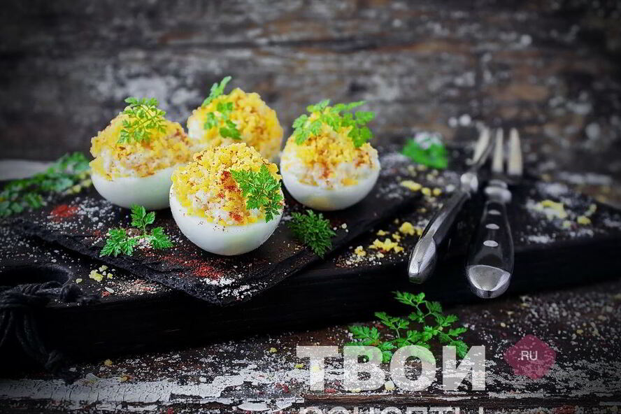 Рецепт яиц, фаршированных кальмарами