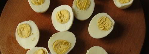 яйца фаршированные в цветном желе. Шаг 6