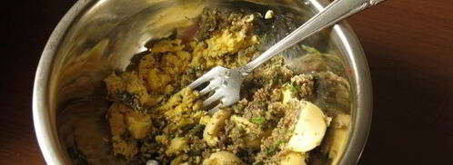 яйца фаршированные в цветном желе. Шаг 7