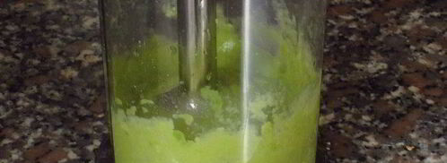 чесночные гренки с муссом из авокадо и лососем. Шаг 4